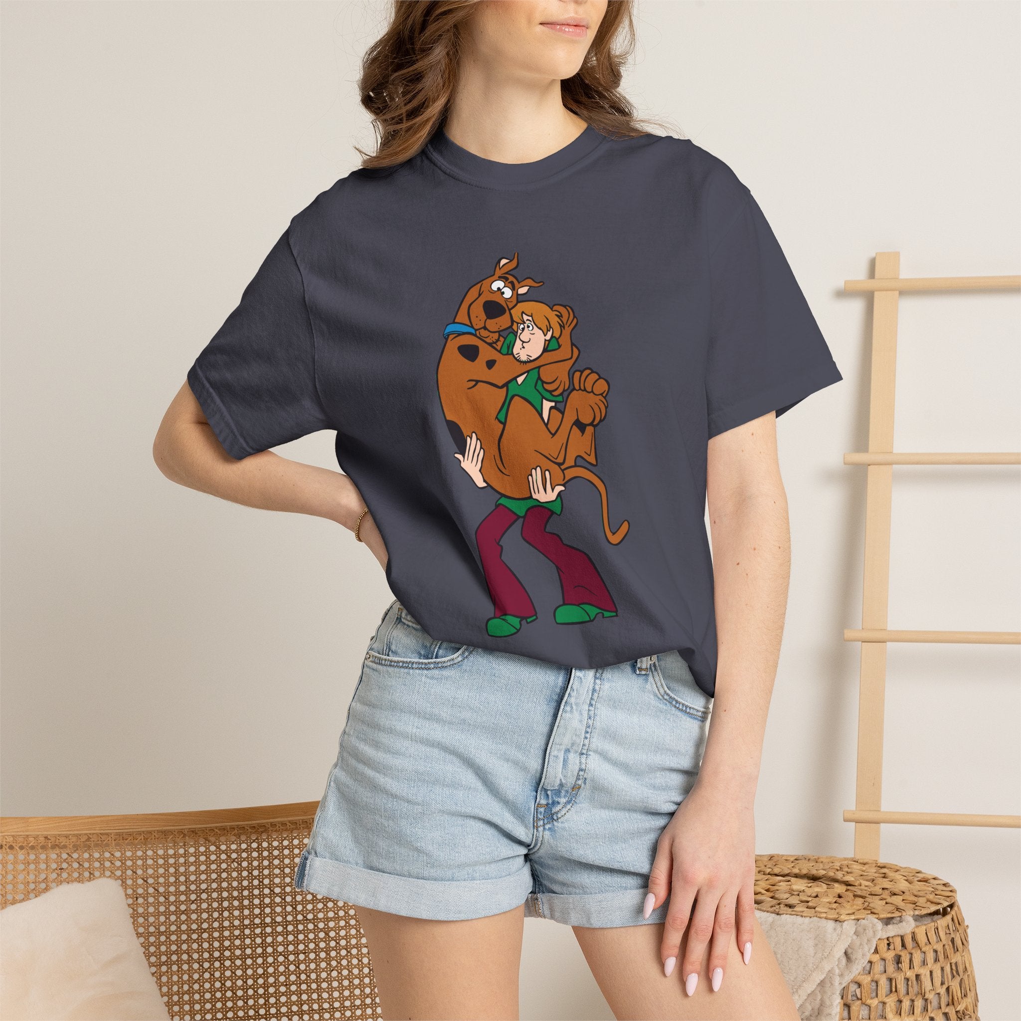 Scooby-Doo Shaggy Hug T-Shirt – Retro Cartoon Tee for Fans
